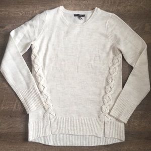 BRAND NEW Olivia Sky 🌌 size Small Cream Sweater